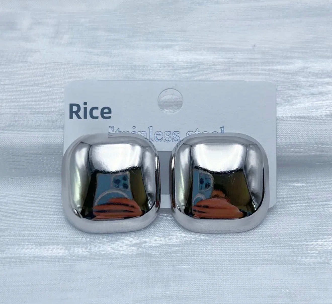Aretes