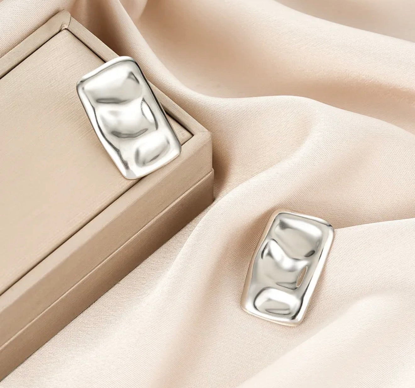 Aretes