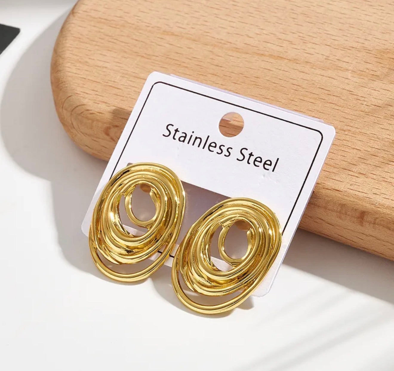Aretes