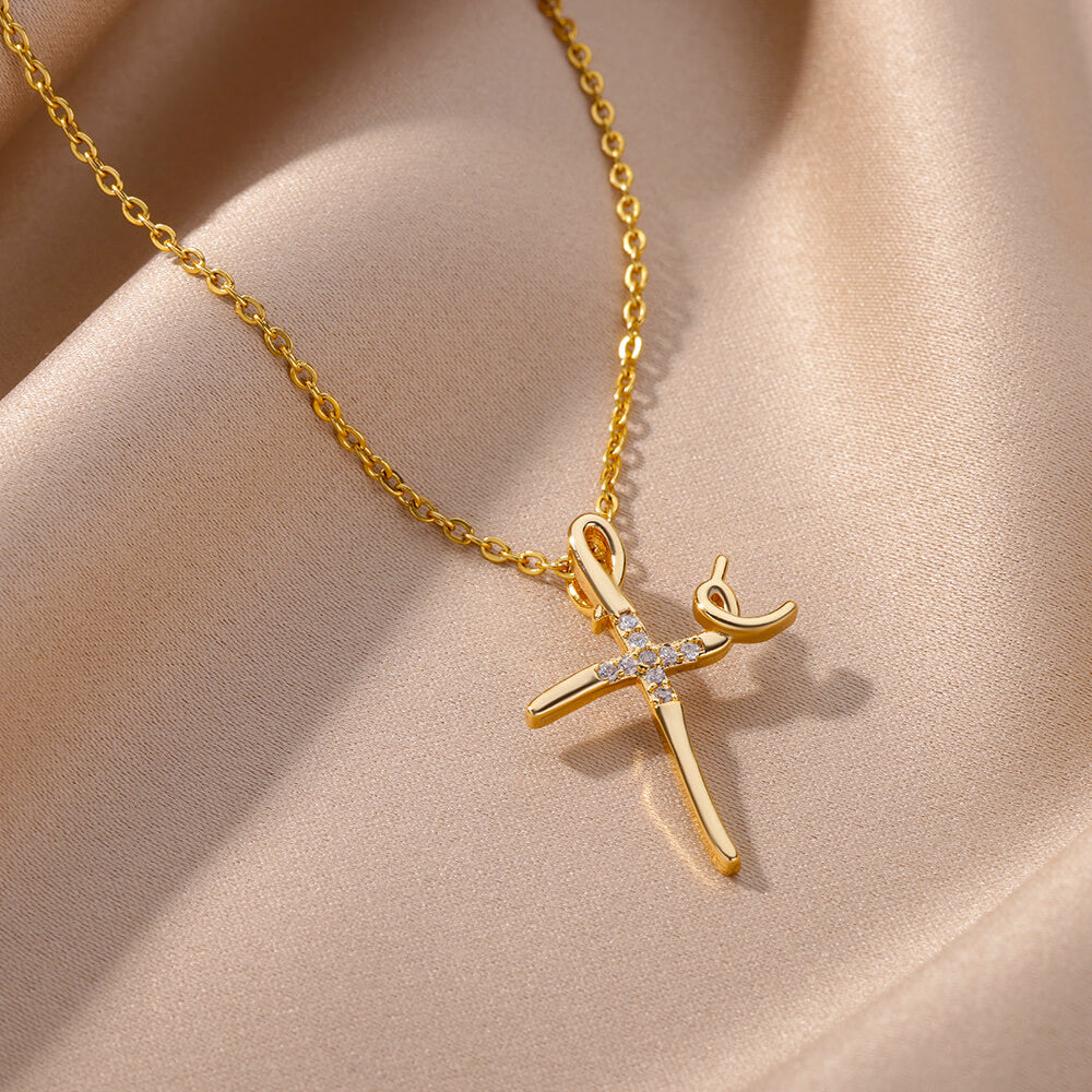 Fe necklace