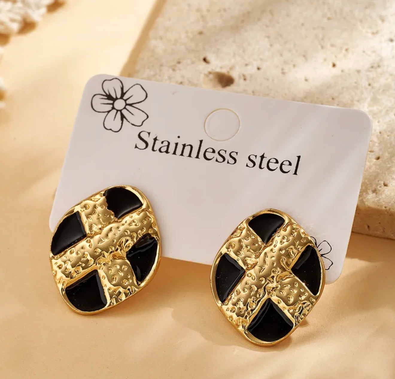 Aretes